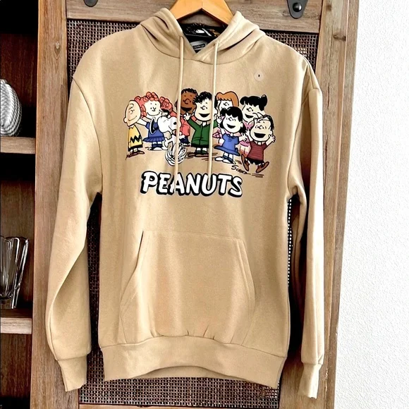 NWT Peanuts® Aéropostale Group Gathering Pullover Hoodie Tan size S Unisex - Picture 3 of 6